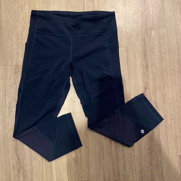 Lululemon peace revival crop full-on luxtreme  22” true navy - Picture 1 of 6